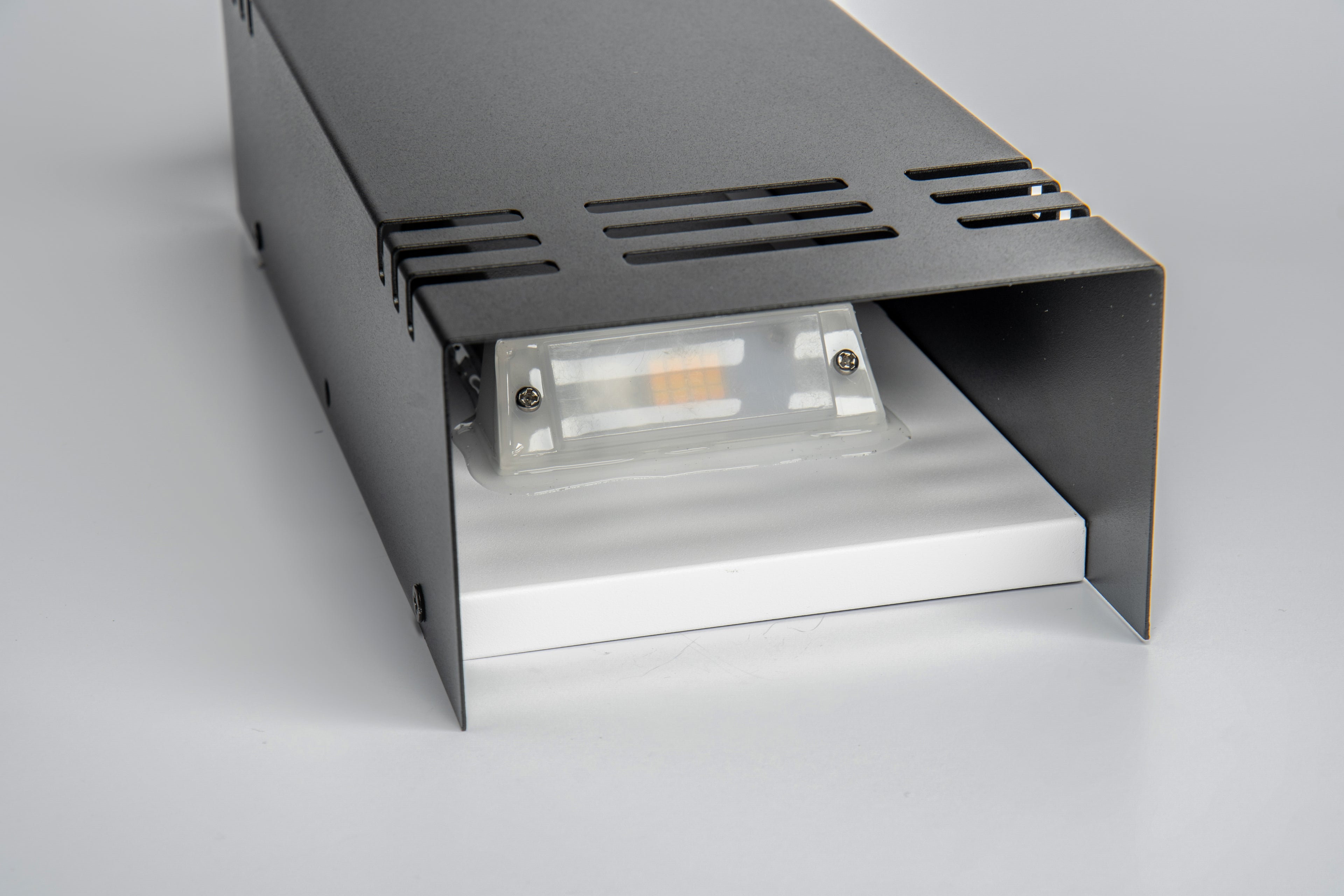 Semi Square 5CCT LED Wall Light – Nova N02