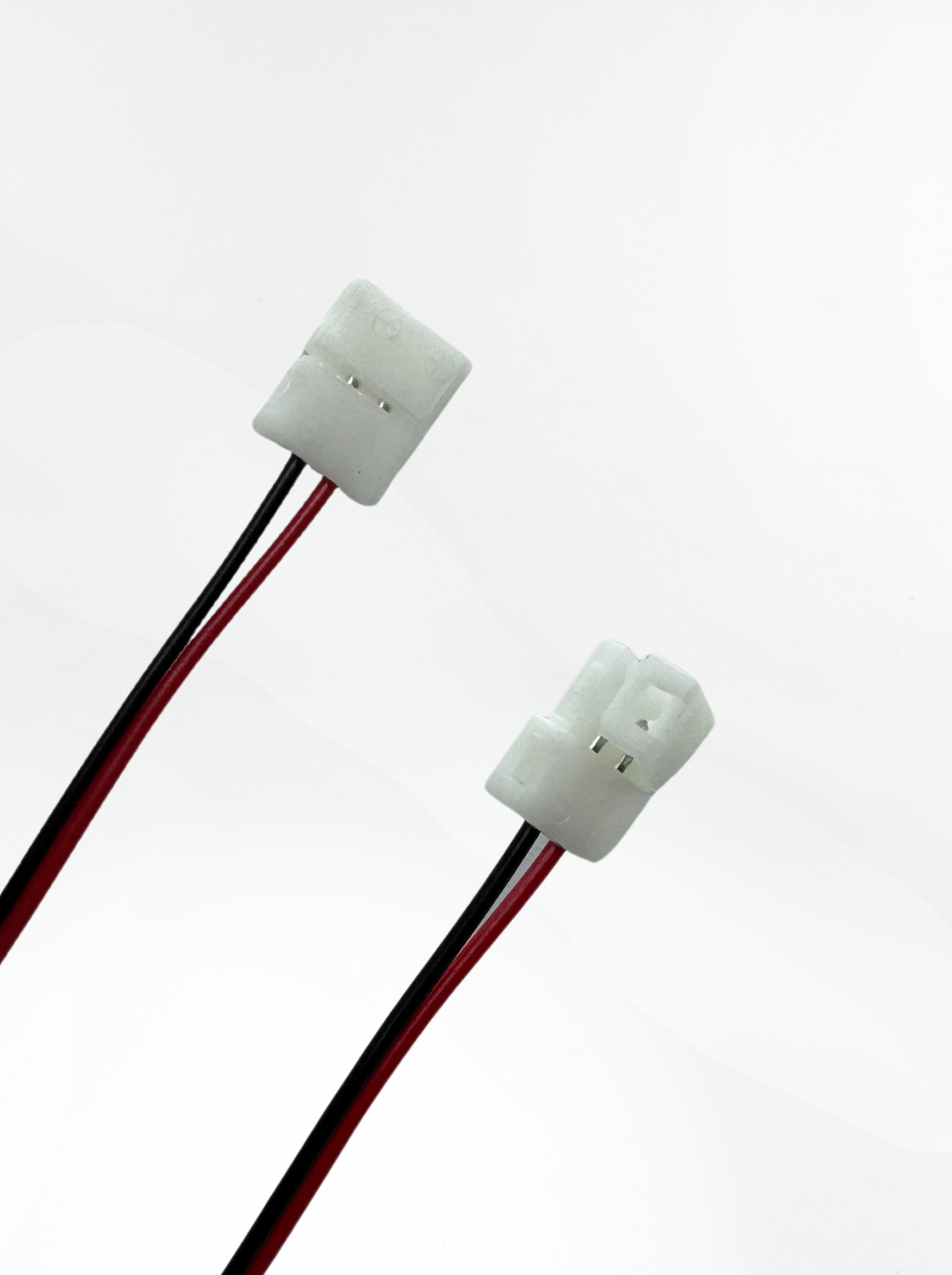 SMD Strip-to-Wire Connector, 15cm Lead, Clasp-Lock, Transparent (Single Color) , PVAC-F01