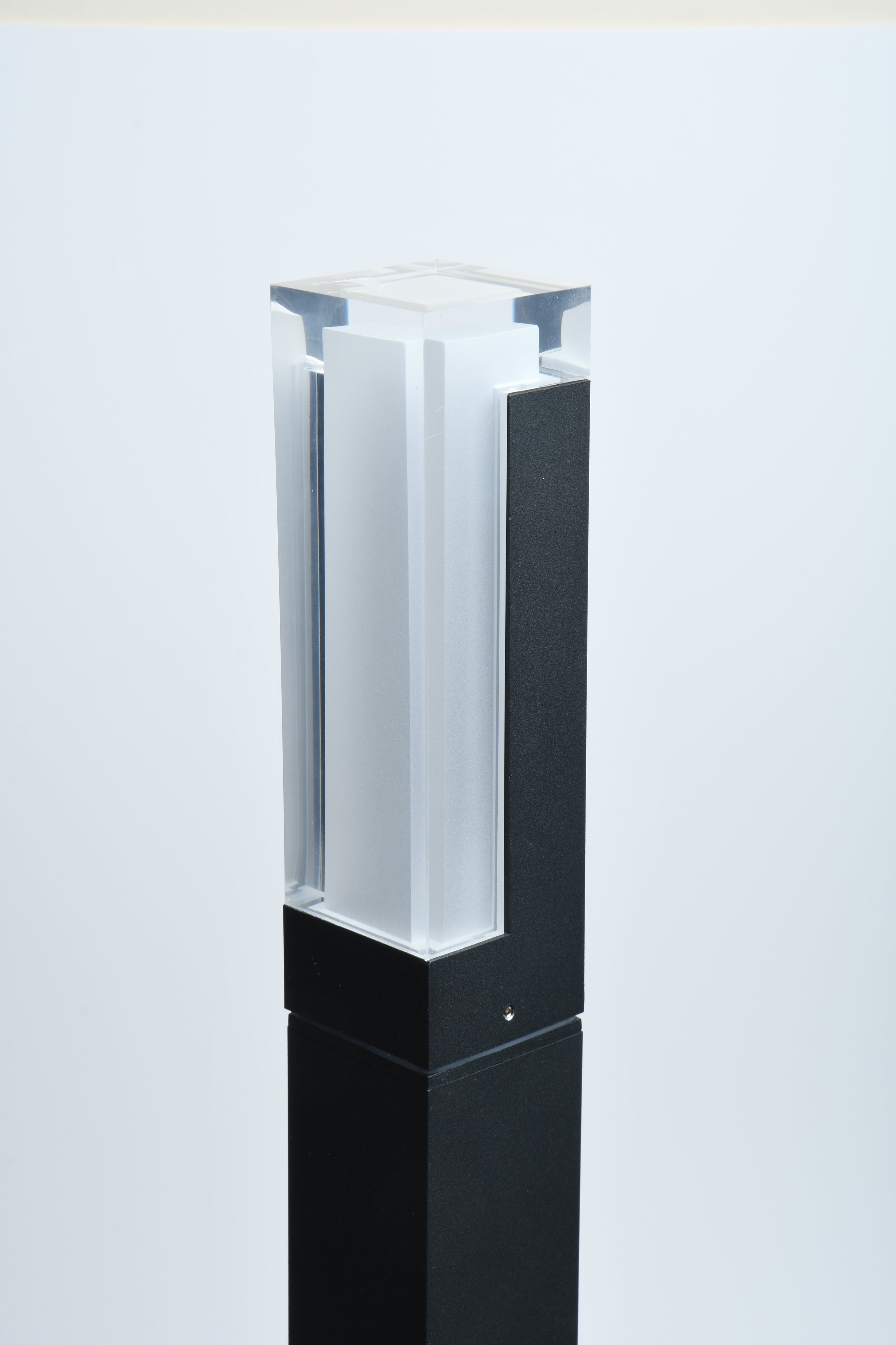 PVGA-G005, Surface Mount Pathway Light